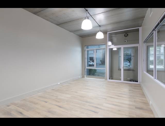 120M² OFFICE TO LET IN SOMERSET WEST MALL TRIANGLE
